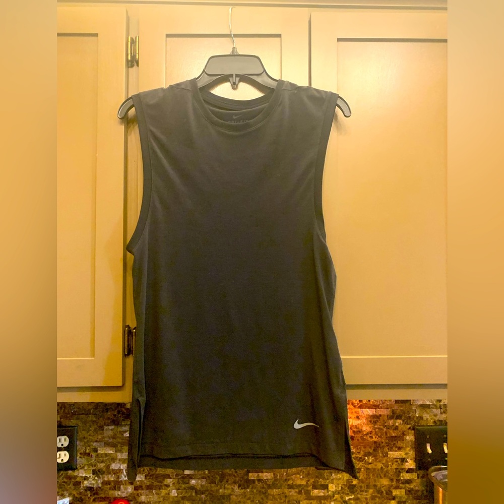 Nike dri-fit workout shirt size Medium